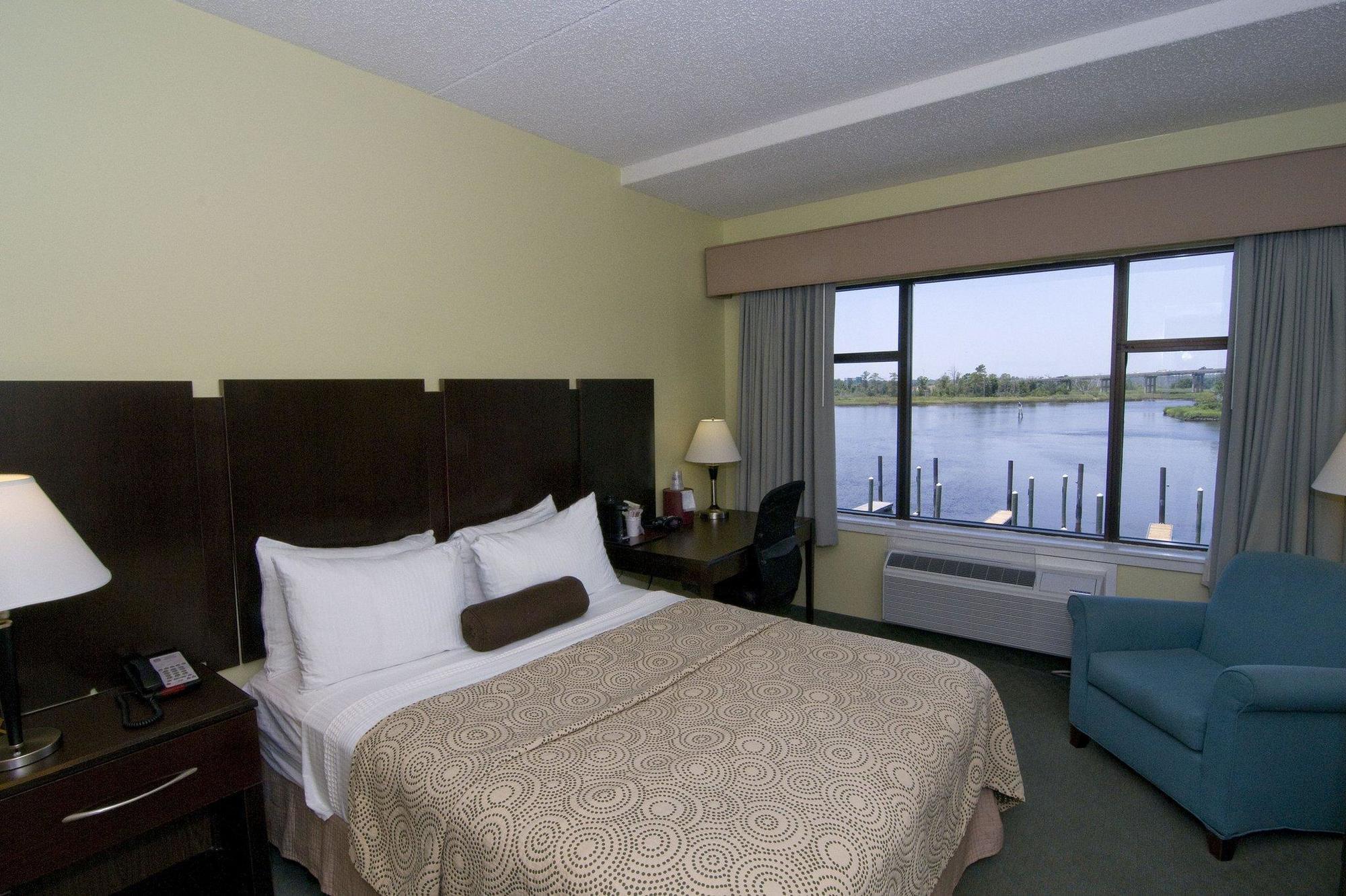 Best Western Plus Coastline Inn Wilmington Exterior foto